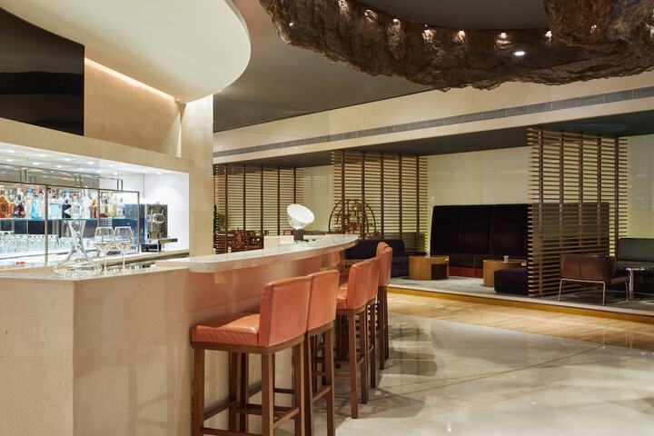 Hotel Lobby