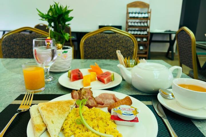 Breakfast/Coffee Service 46 of 57