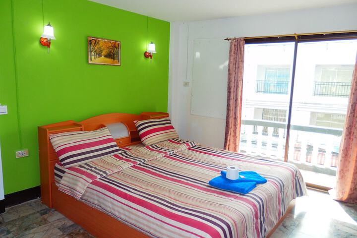 Room 7 of 29