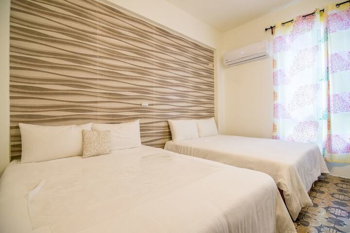 Room 10 of 86