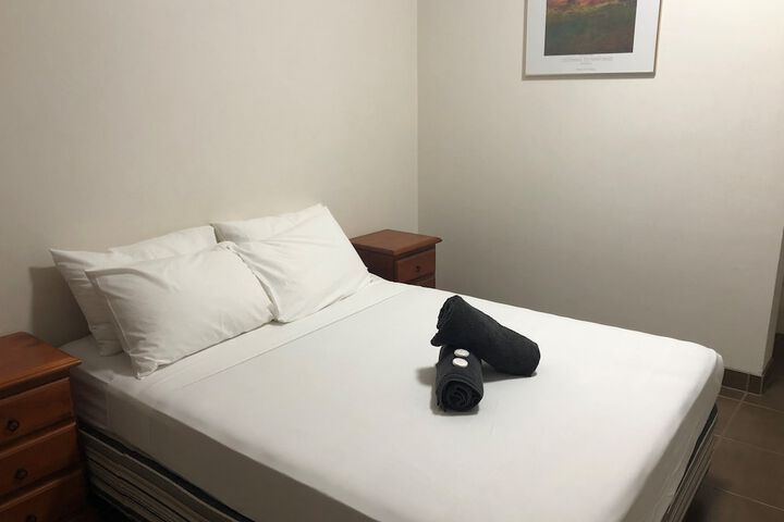 Room 4 of 40