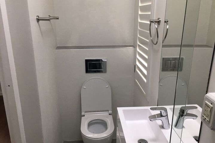 Room 12 of 29