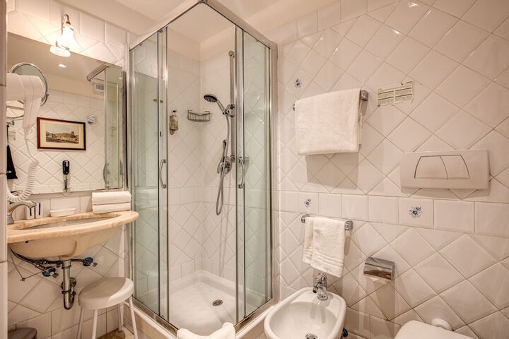 Room 42 of 55
