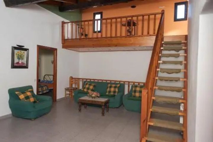 Room 4 of 6