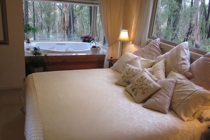 Room 4 of 46