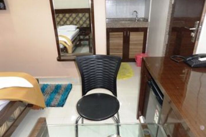 Room 7 of 26