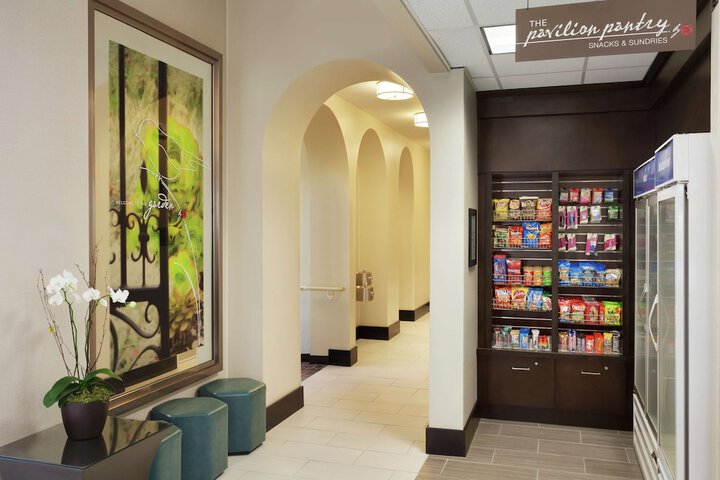 Snack bar