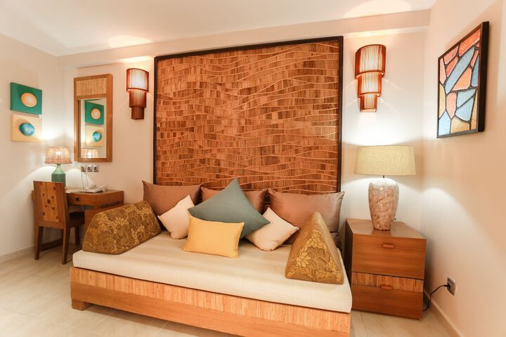 Room 16 of 46