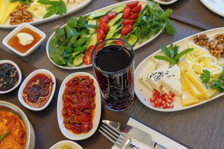 Dining 54 of 76