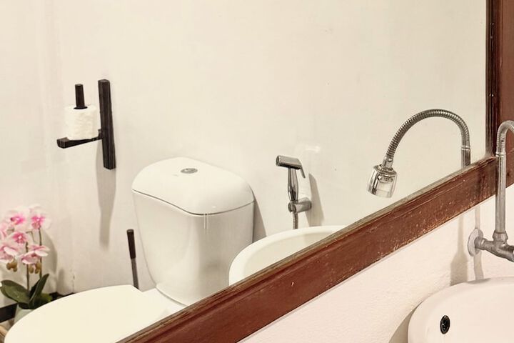 Room 70 of 162