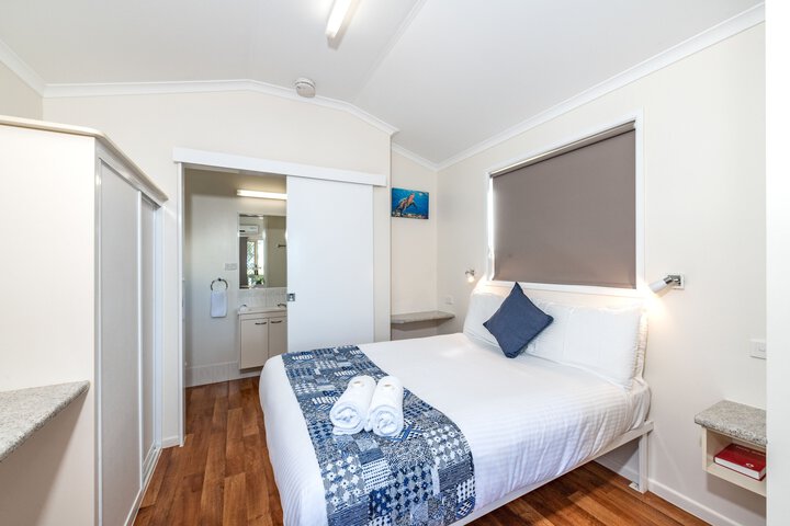 Room 9 of 52