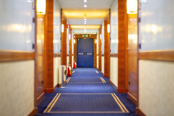Ballroom/Hall 63 of 74