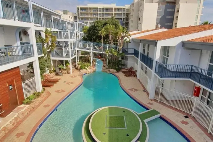 Pool 10 of 16