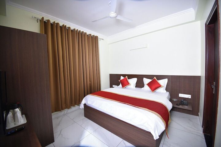 Room 14 of 47