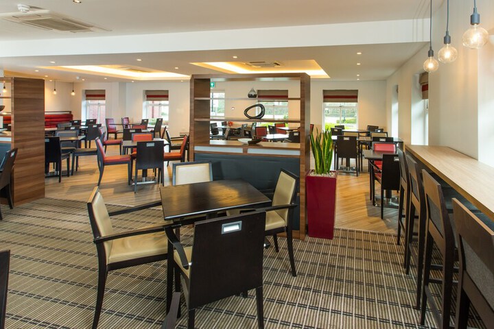 Dining Photos