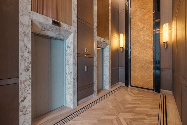 Hotel Interior 99 of 178
