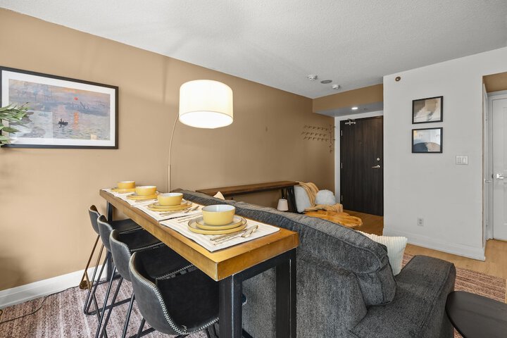 Room 2 of 39