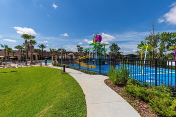 Pool 232 of 302