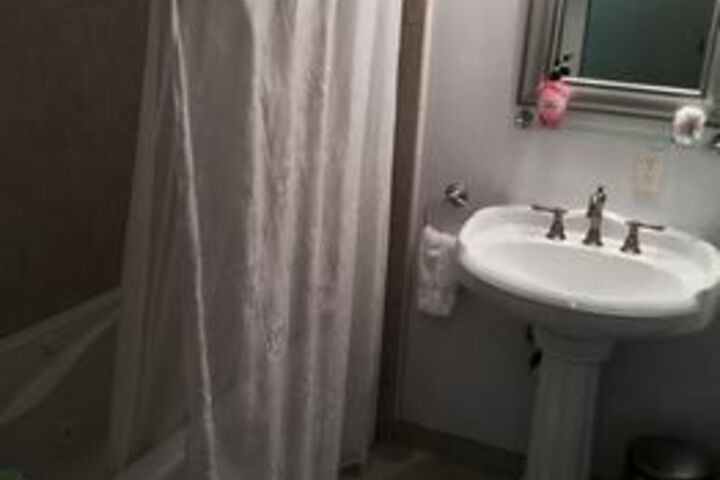 Room 2 of 13