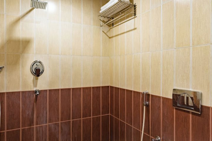 Room 23 of 40