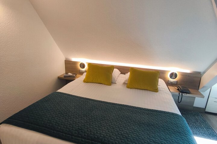 Room 14 of 52