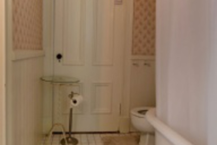 Room 164 of 408