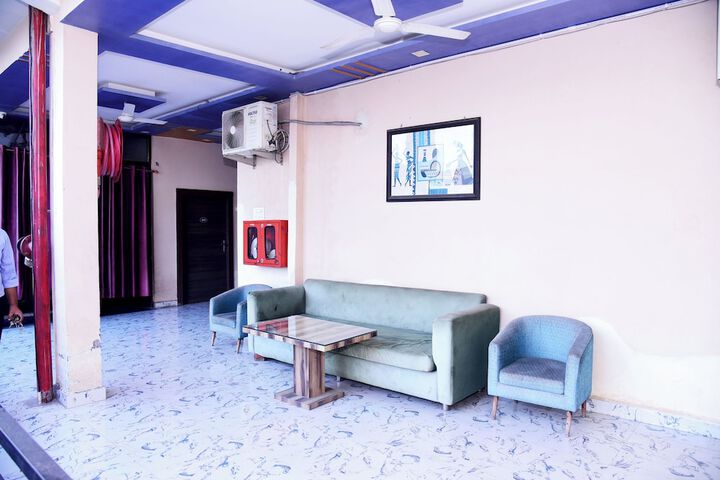 Room 20 of 34