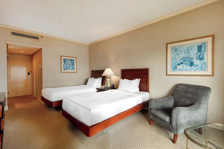 Room 32 of 134
