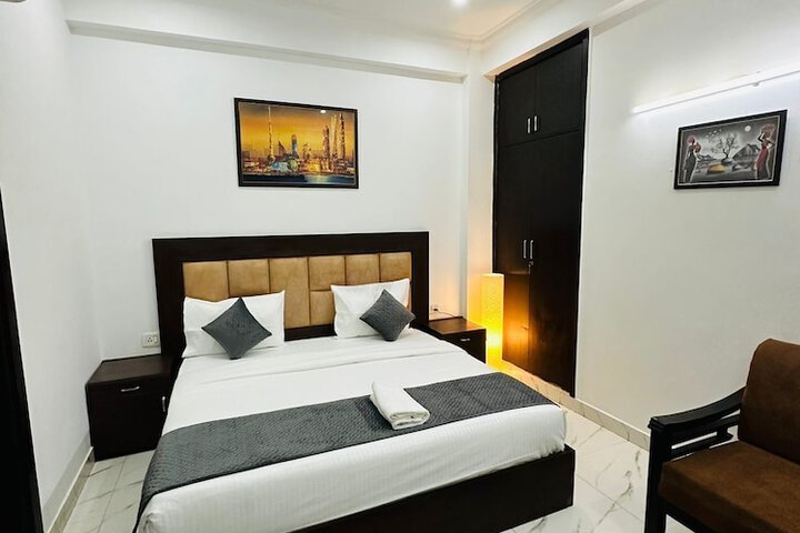 Room 20 of 36