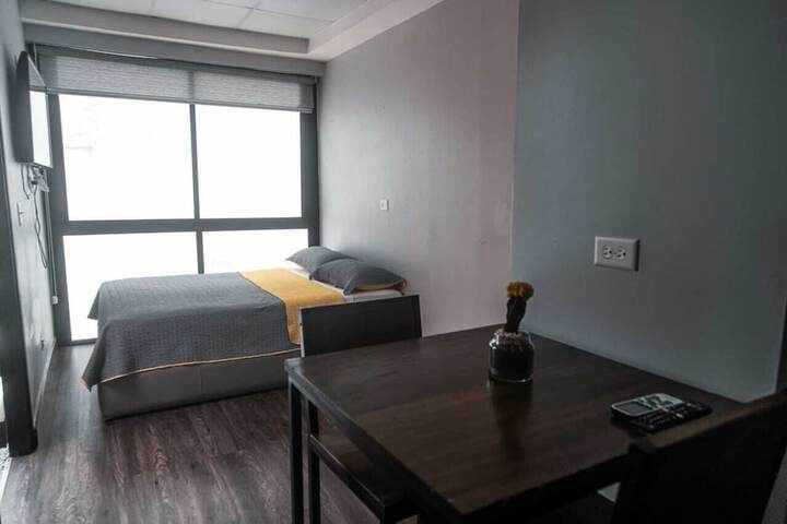 Room 10 of 36