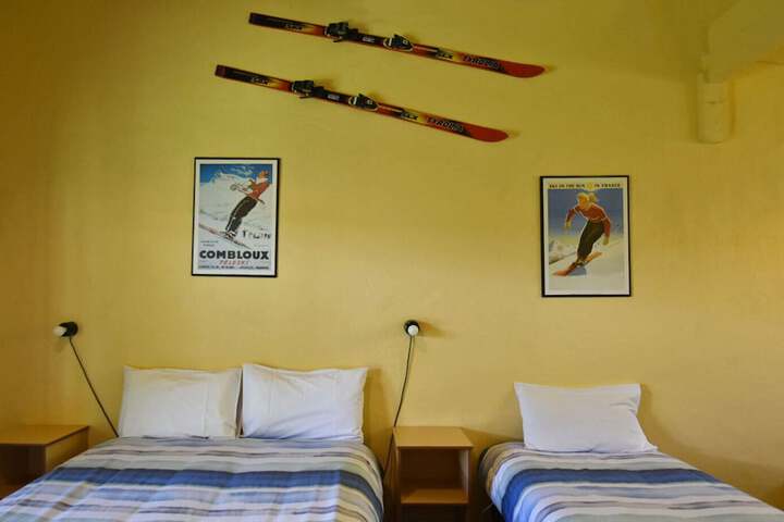 Room 4 of 36