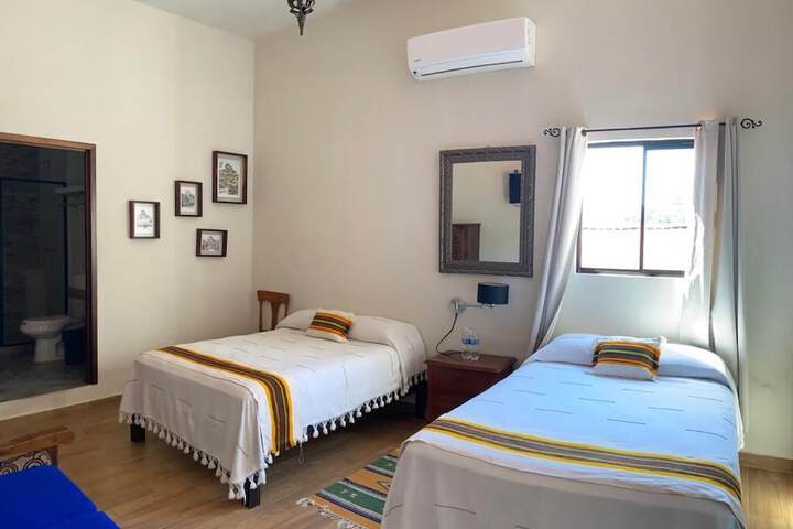 Room 4 of 20