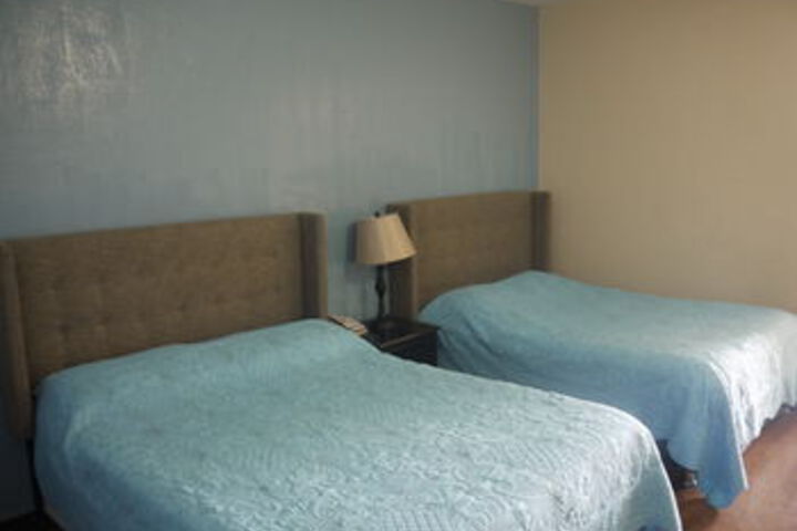 Hotel Suite Photo