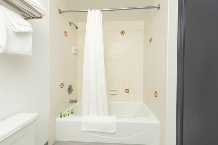 Clean Restrooms