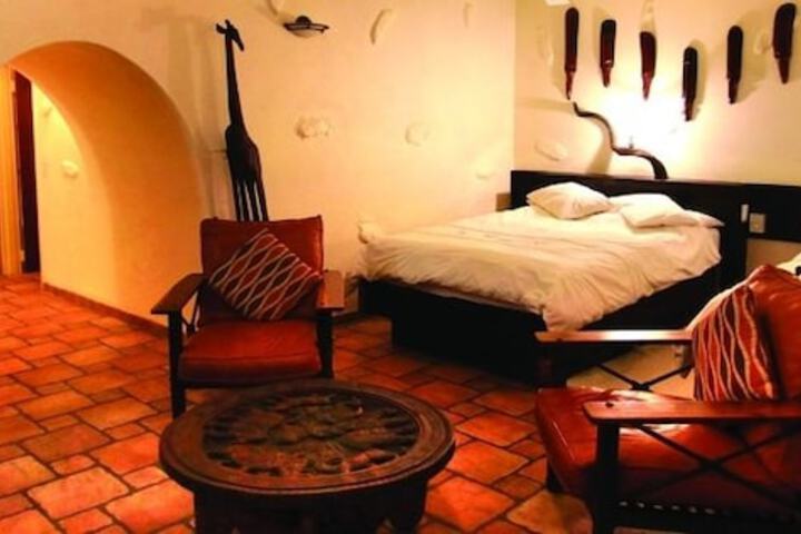 Room 4 of 40