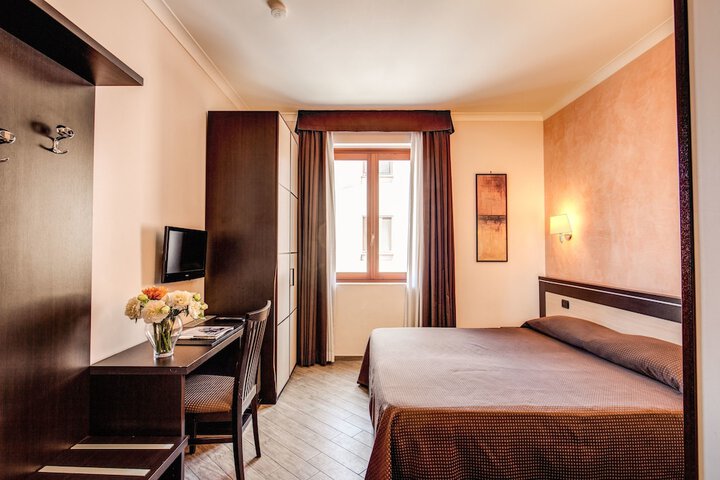 Room 38 of 119
