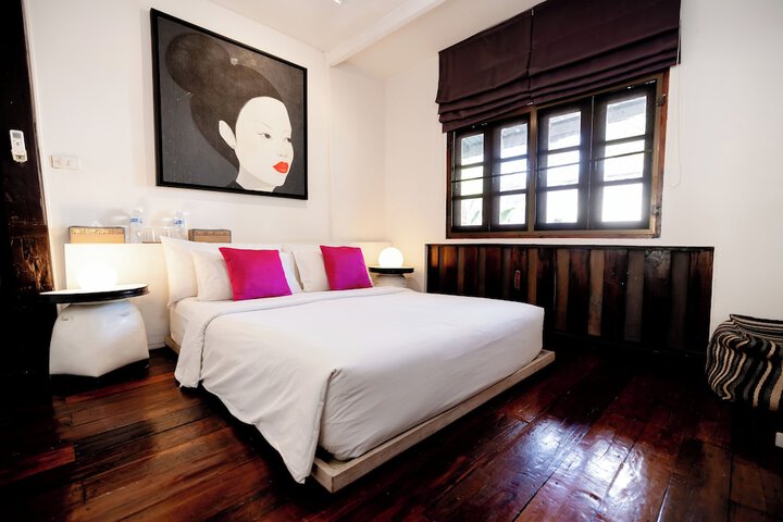 Room 5 of 28