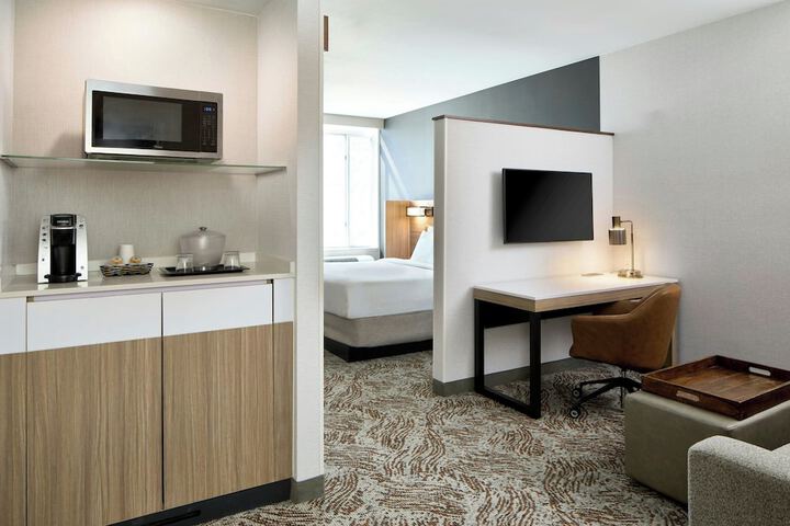 Room 48 of 108