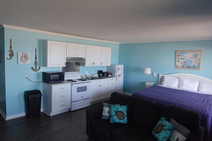 Room 36 of 282