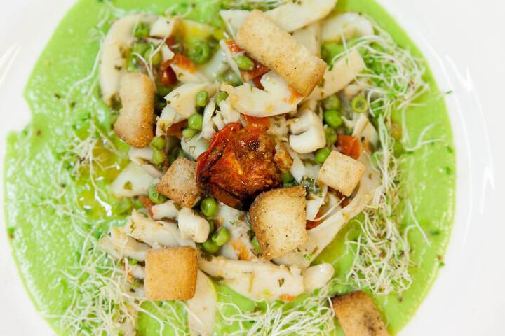 Dining Photos