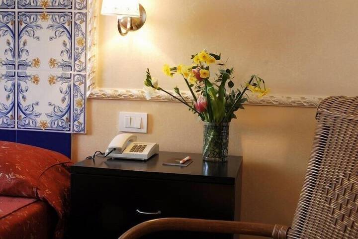 Room amenity
