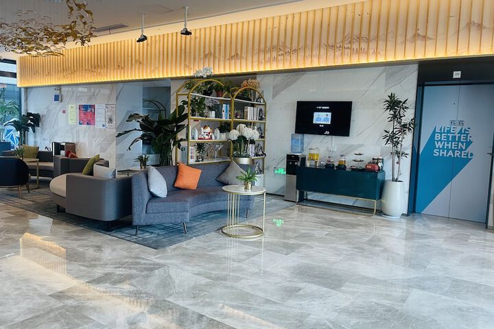 Hotel Interior 12 of 73