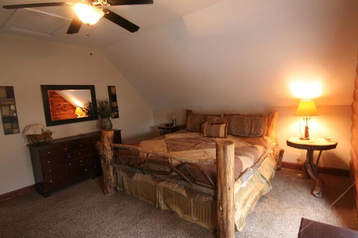 Room 5 of 27