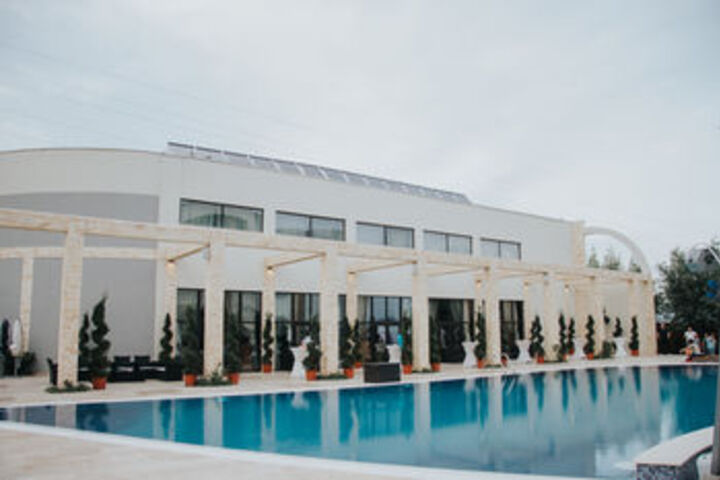 Hotel 6 of 43