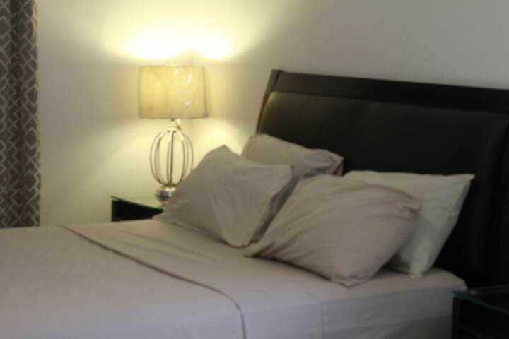 Room 3 of 52