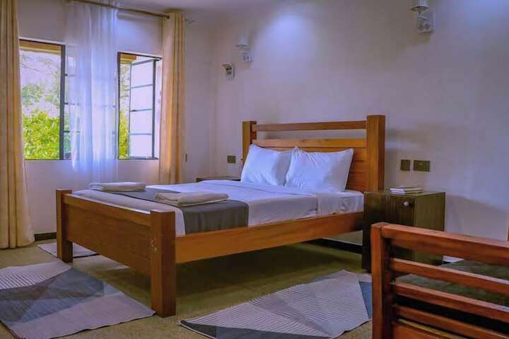 Room 11 of 21