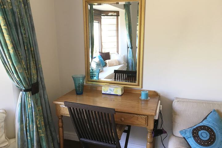 Room 9 of 26