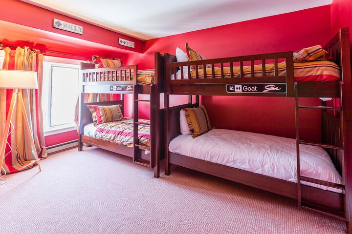 Deluxe King Bed (67 of 119)