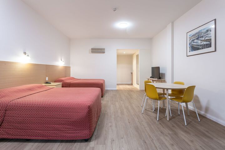 Room 9 of 41