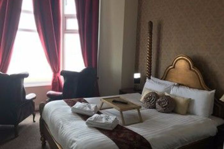 Room 37 of 51